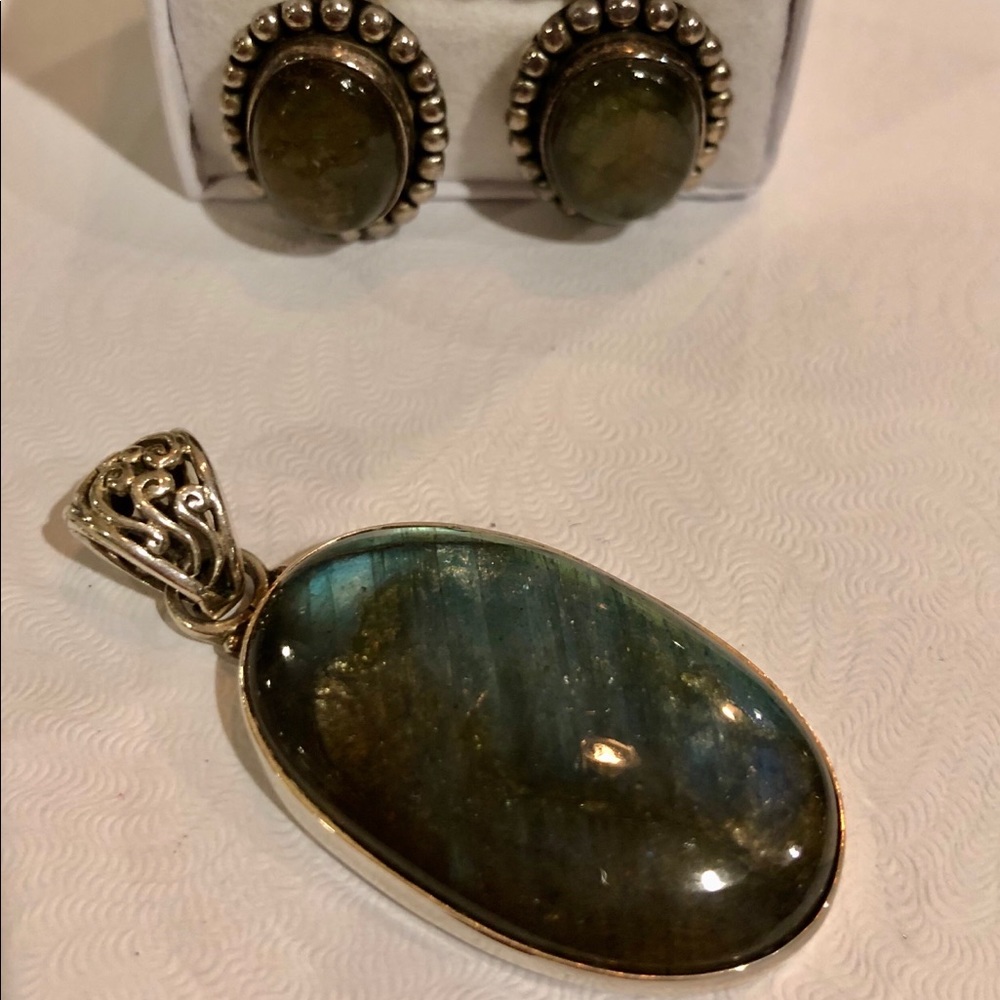 Laboradite pendant and earrings